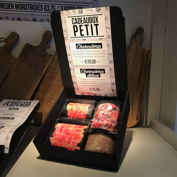 Charcuterie cadeaubox cadeaupakket giftbox petit vleeswaren droge wost ham jamon