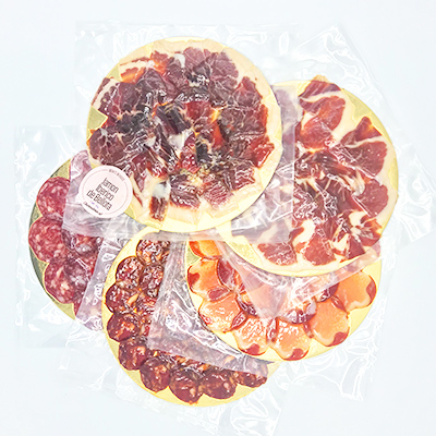 Cadeaubox Geschenkpakket Spaanse delicatessen Iberico de Bellota Chorizo Jamon Paleta Salchichon Lomo